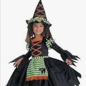 Party City Story book witch size 3-4